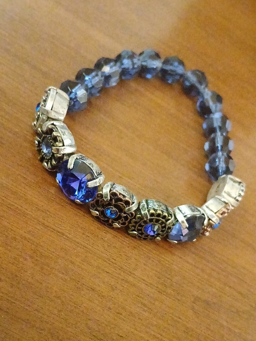 Blue Crystal and Silver Tone Floral Stretch Bracelet Vintage
